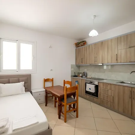 아파트 Afrodites Sarandë